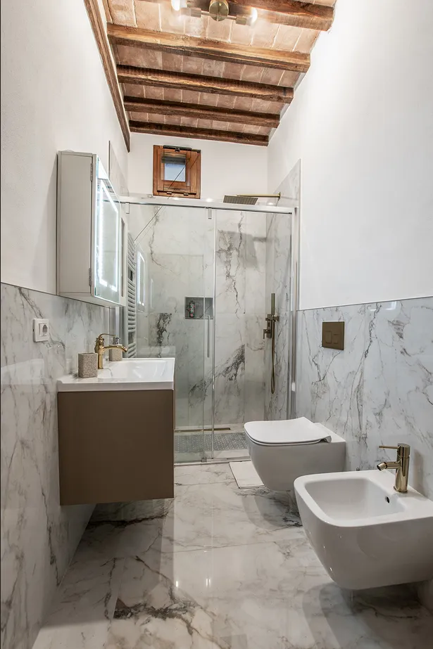 Napoli Suite — view 3
