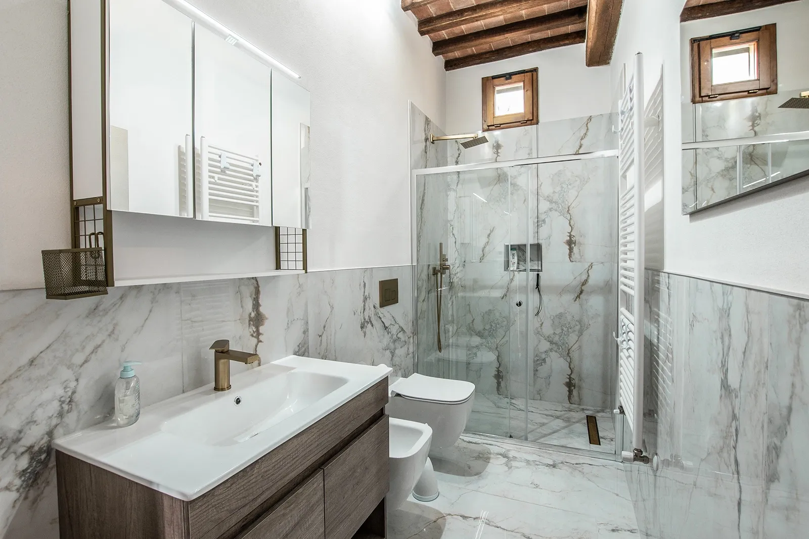 Roma Suite — view 2