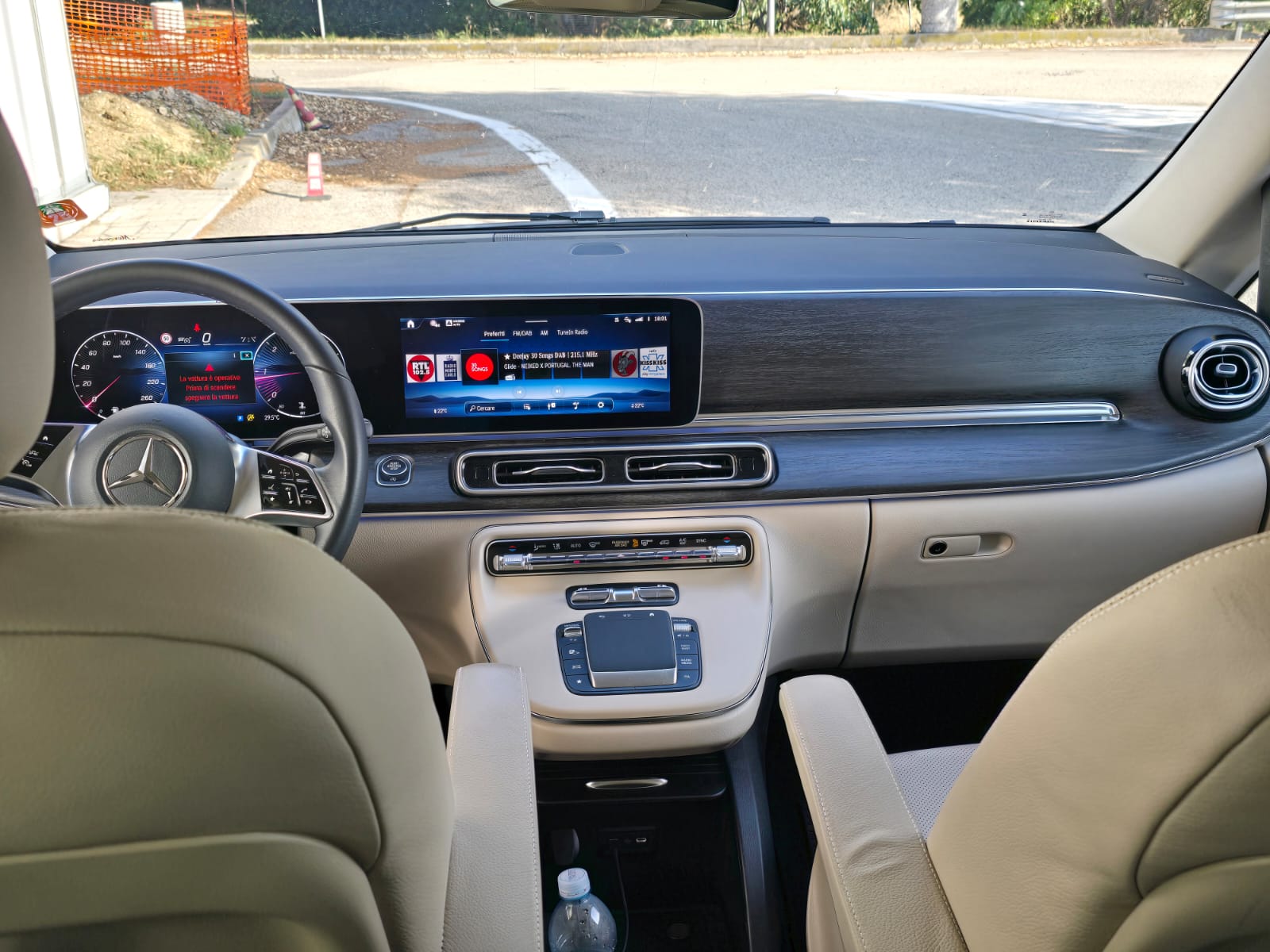 606586e0-52f2-45e4-8ea2-ec9f26cde341